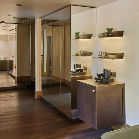 Monist Boutique By Vilnius Hotel 4*