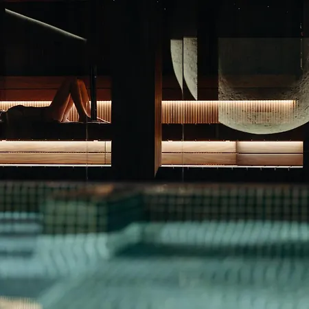 Hotel Monist Boutique By Vilnius 4*